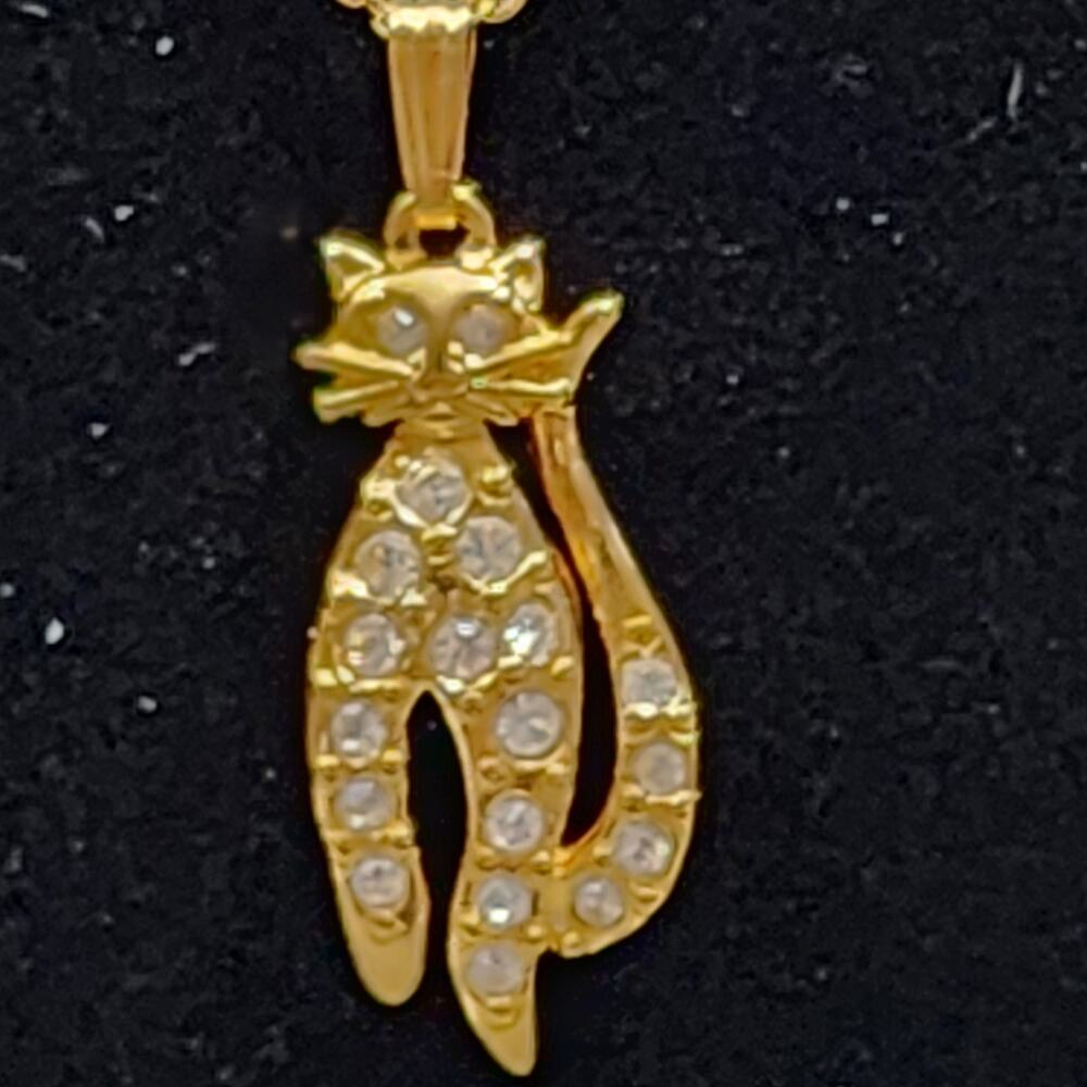 Sparkling Kitty Cat Pendant Necklace GT w Clear Rhinestones Vintage Avon 1990's